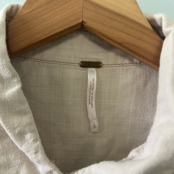 Free People long sleeve - Picture 2 of 4